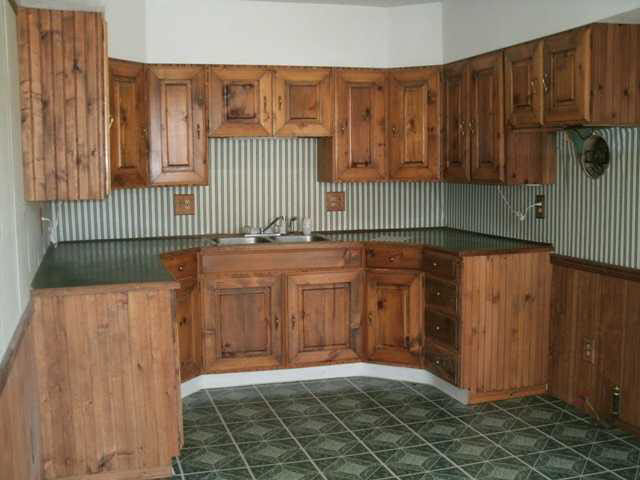 207 W Bell St, Lagrange, IN 46761 photo 6