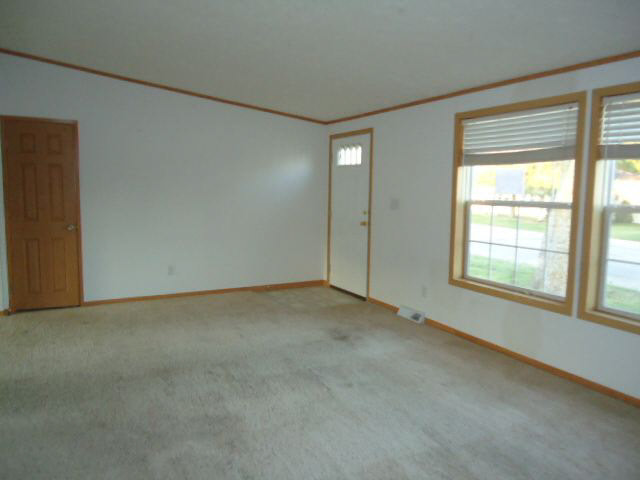895 N Wayne St, Waterloo, IN 46793 photo 8