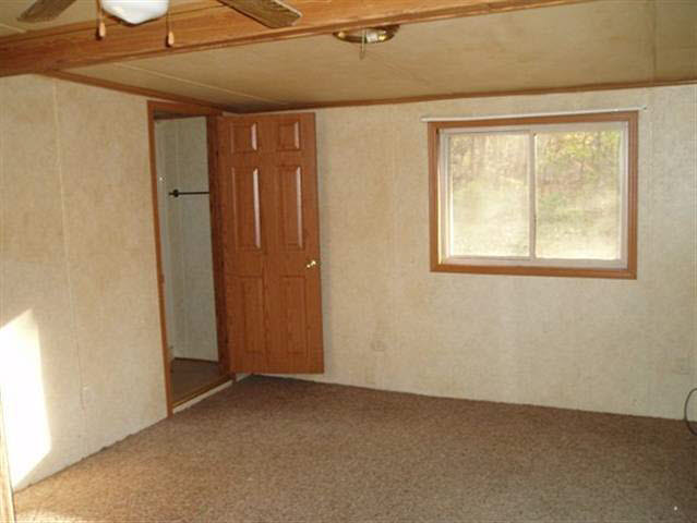 4305 N 235 E, Howe, IN 46746 photo 6
