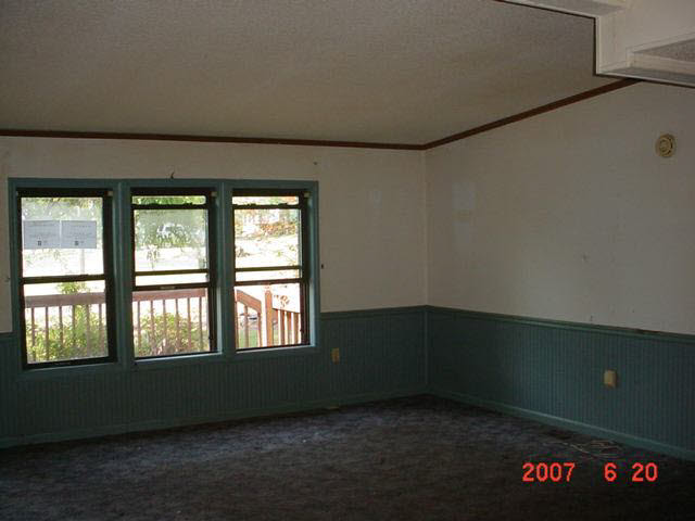 705 W Maple, Waterloo, IN 46793 photo 3