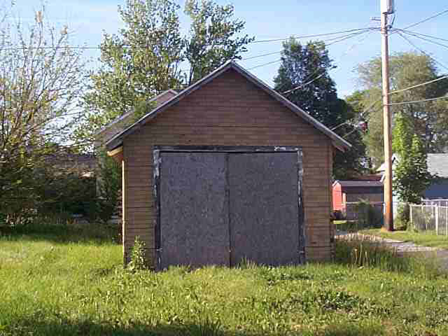 416 W Keyser St, Garrett, IN 46738 photo 2