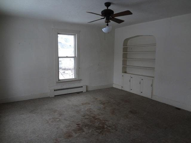 307 N High St, Lagrange, IN 46761 photo 4