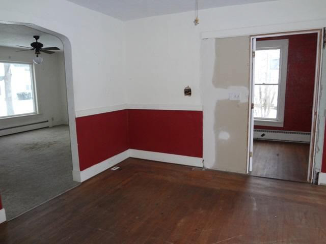 307 N High St, Lagrange, IN 46761 photo 11
