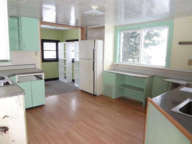 307 N High St, Lagrange, IN 46761 photo 9