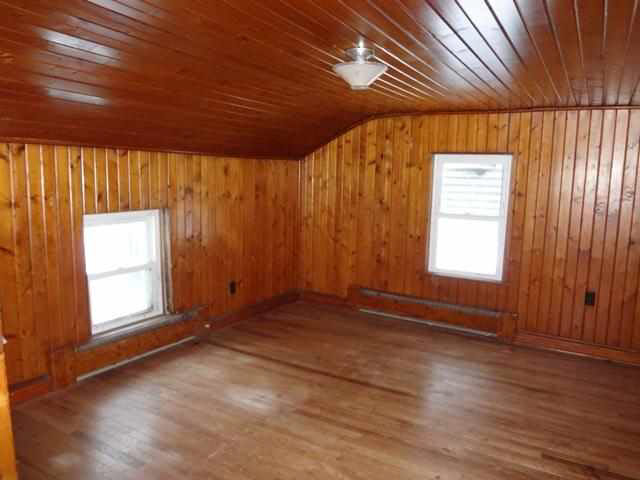 307 N High St, Lagrange, IN 46761 photo 18
