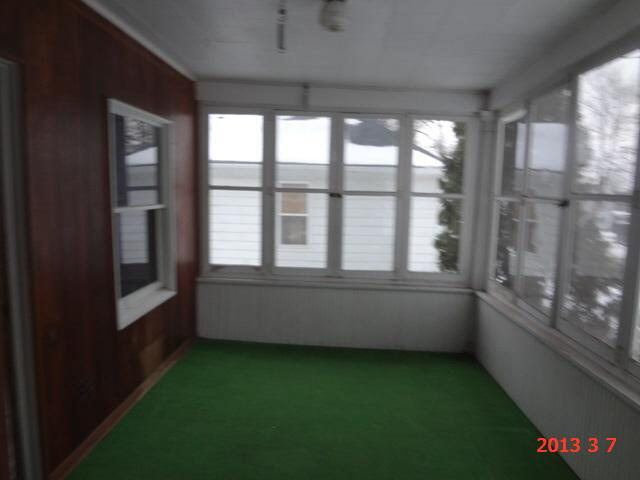 307 N High St, Lagrange, IN 46761 photo 5
