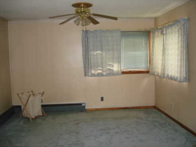 702 S Wayne St, Hamilton, IN 46742 photo 6