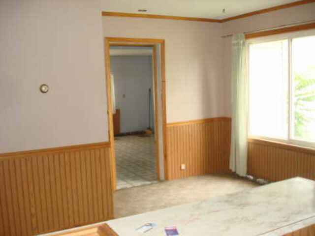 702 S Wayne St, Hamilton, IN 46742 photo 4