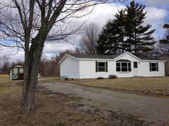 410 N Peters, Garrett, IN 46738 photo 1