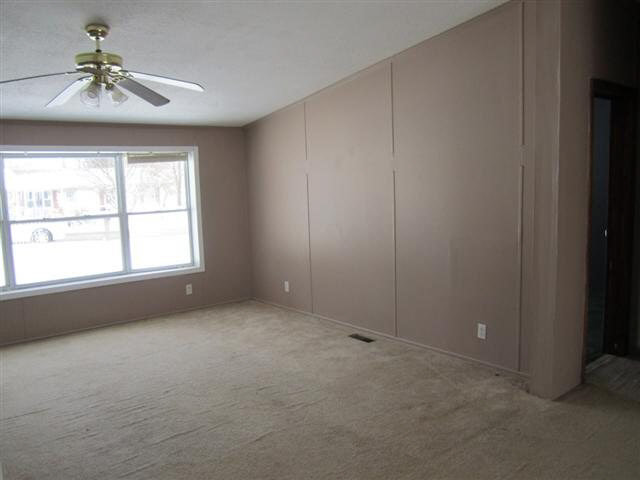 410 N Peters, Garrett, IN 46738 photo 4