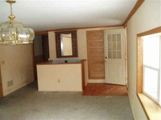 701 S Townline Rd, Lagrange, IN 46761 photo 4