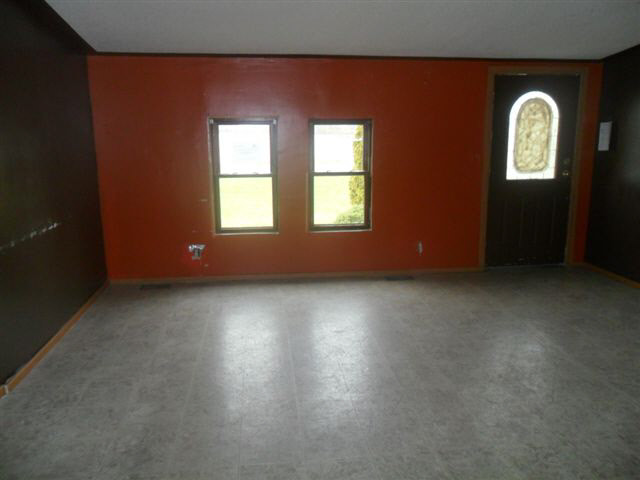 2115 N 100 E, Lagrange, IN 46761 photo 3