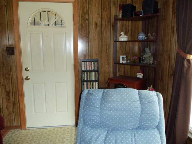 545 S Elm, Waterloo, IN 46793 photo 9