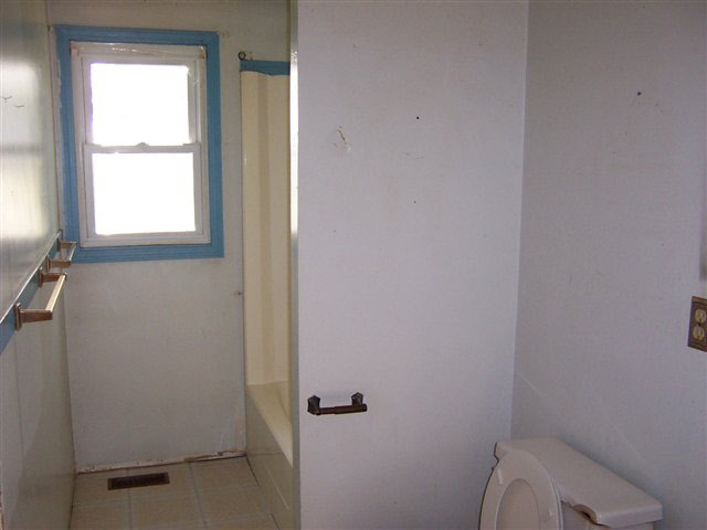 3825 N 200e, Lagrange, IN 46761 photo 9