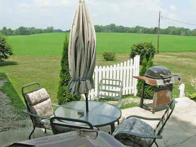 512 2nd St, Hudson, IN 46747 photo 4
