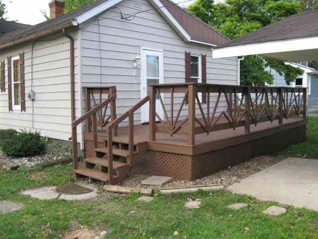 311 E Main St, Butler, IN 46721 photo 3