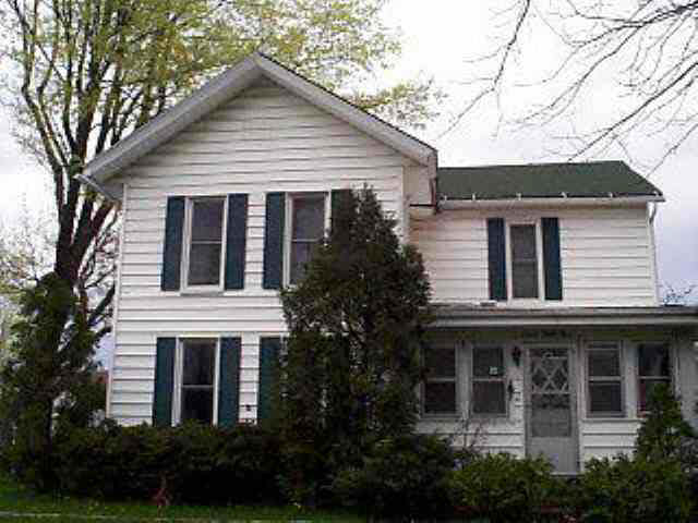 344 W Central Ave, Lagrange, IN 46761 photo 1