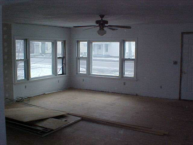 411 W Main St, Butler, IN 46721 photo 5
