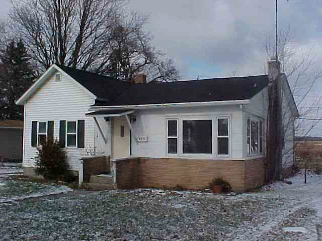 411 W Main St, Butler, IN 46721 photo 1