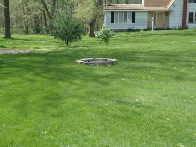 304 Washington St, Howe, IN 46746 photo 7