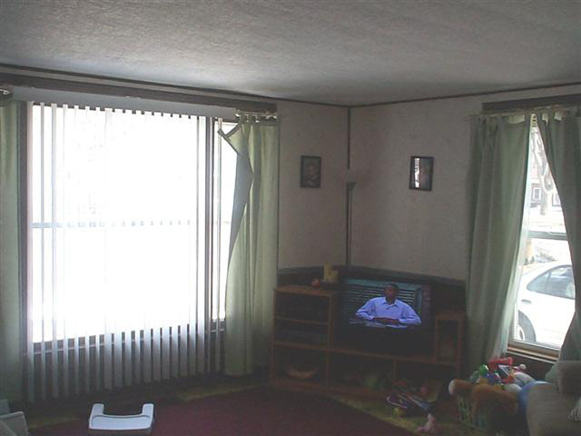 304 E Main St, Butler, IN 46721 photo 5