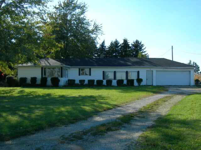 2428 County Road 39, Waterloo, IN 46793 photo 1