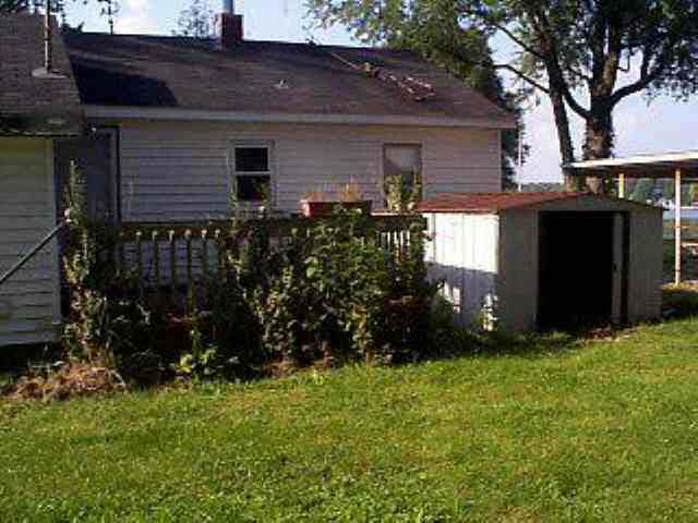 12020 E 390 S, Lagrange, IN 46761 photo 2