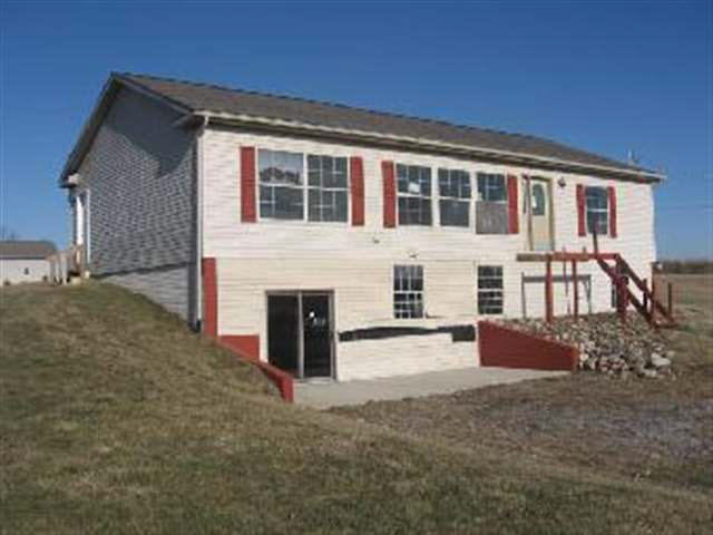 1490 S 200 E, Lagrange, IN 46761 photo 1