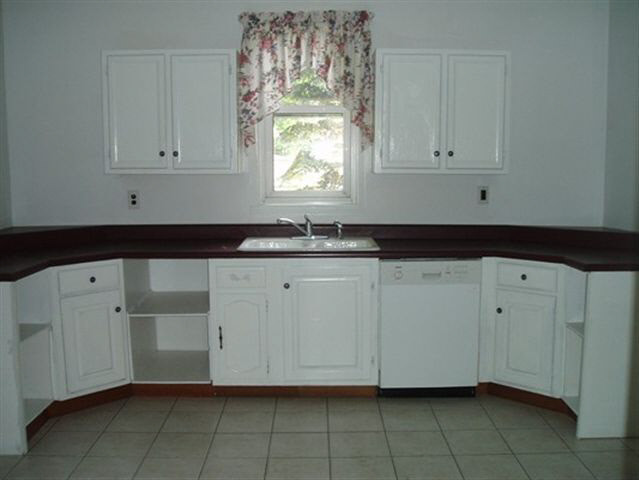 207 W Central Ave, Lagrange, IN 46761 photo 5