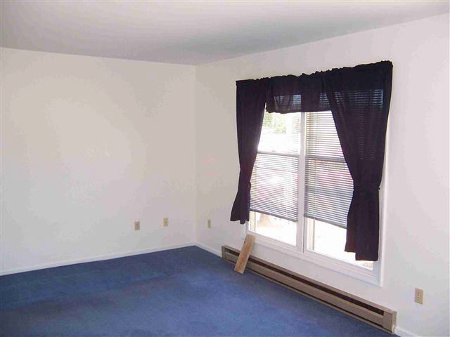 717 Francis St, Garrett, IN 46738 photo 4