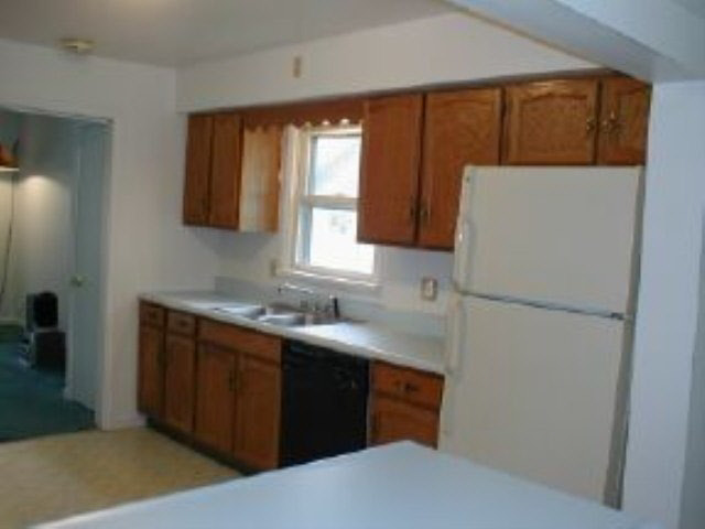211 E 16th St, Auburn, IN 46706 photo 9