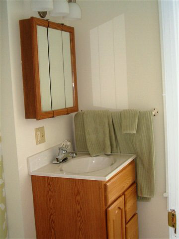 118 E Houston St, Garrett, IN 46738 photo 6