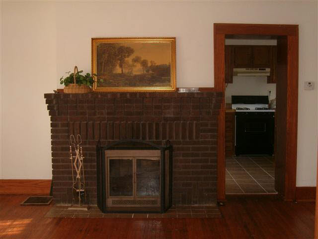 118 E Houston St, Garrett, IN 46738 photo 3
