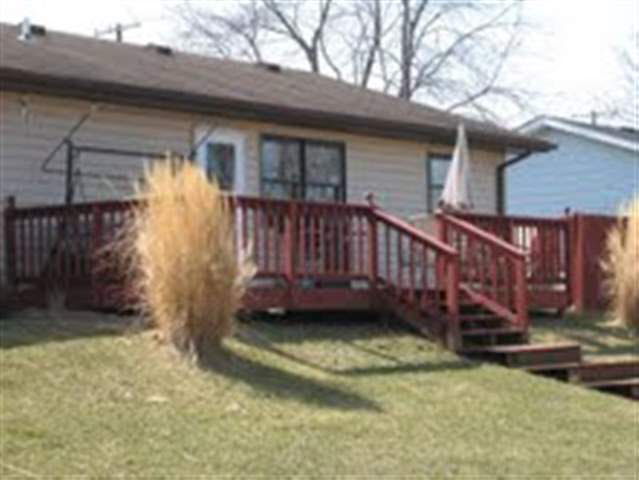 830 E Marion St, Waterloo, IN 46793 photo 2