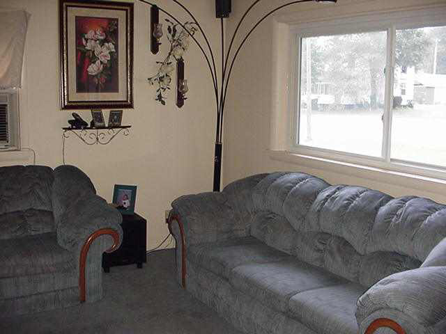 380 S Franklin St, Waterloo, IN 46793 photo 2