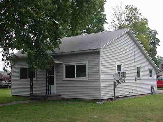 380 S Franklin St, Waterloo, IN 46793 photo 1