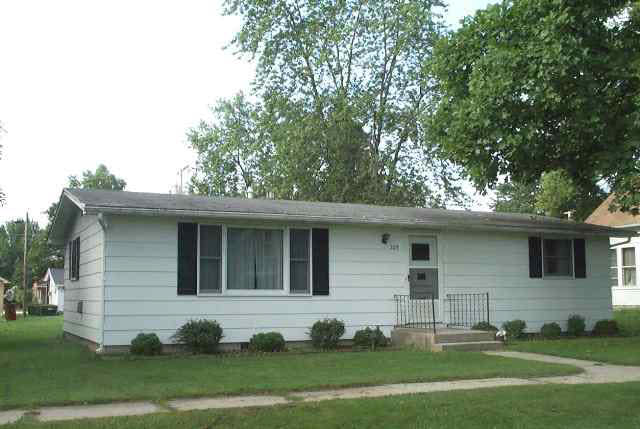 225 W Lockhart, Waterloo, IN 46793 photo 1