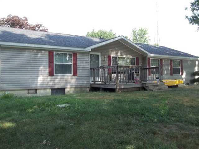 2452 Cedar Lk, Waterloo, IN 46793 photo 1