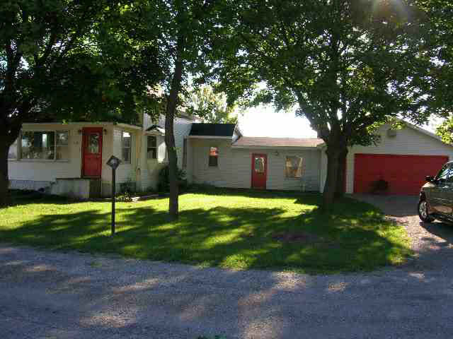 210 Washington St, Waterloo, IN 46793 photo 1