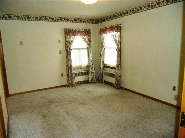 116 E Rush St, Kendallville, IN 46755 photo 10