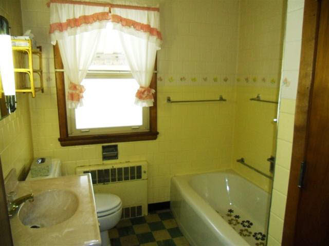 116 E Rush St, Kendallville, IN 46755 photo 12