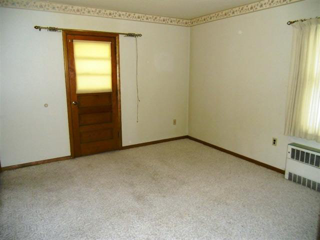 116 E Rush St, Kendallville, IN 46755 photo 14