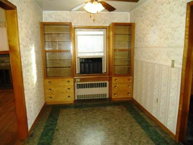 116 E Rush St, Kendallville, IN 46755 photo 6