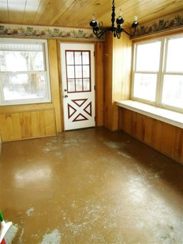 116 E Rush St, Kendallville, IN 46755 photo 4