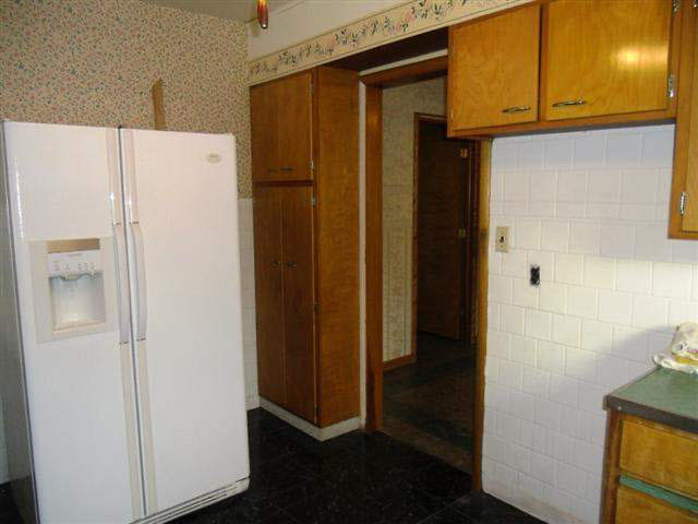 116 E Rush St, Kendallville, IN 46755 photo 8