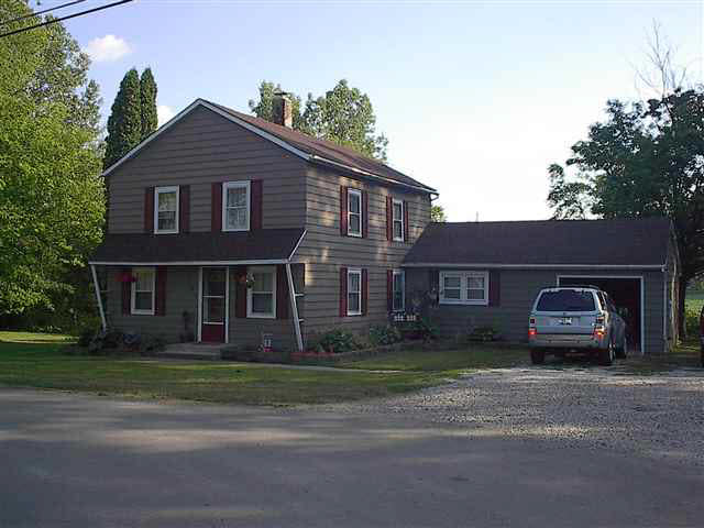 195 Spring St, Waterloo, IN 46793 photo 1