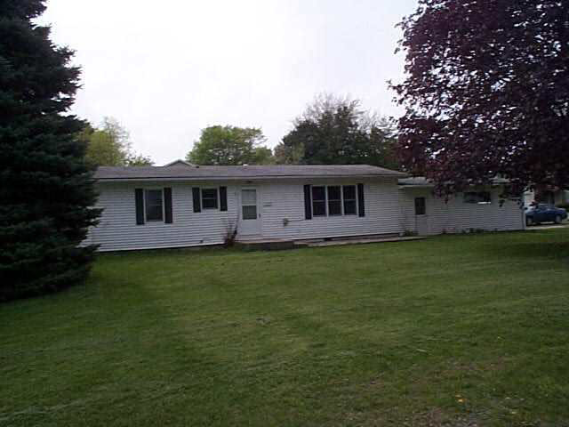 202 S Garrison, Ashley, IN 46705 photo 1