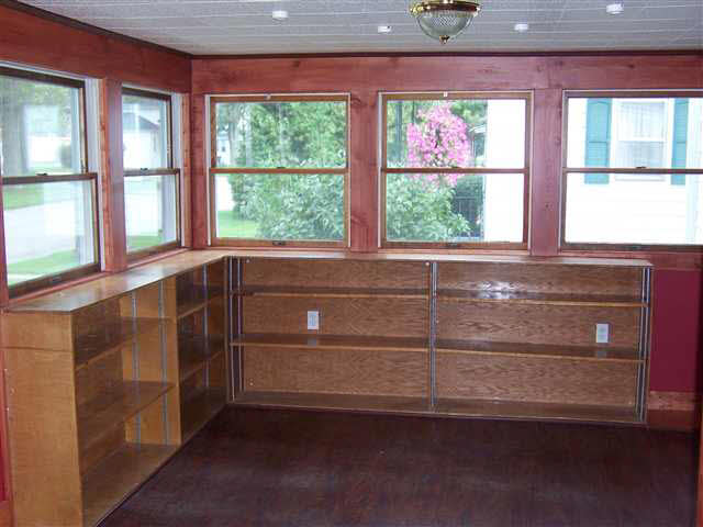 309 S Johnson St, Garrett, IN 46738 photo 7