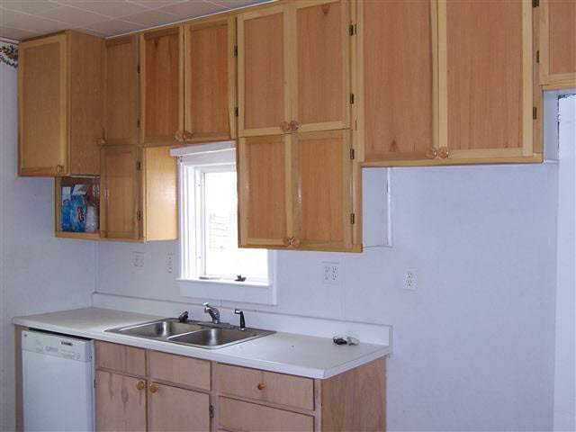 309 S Johnson St, Garrett, IN 46738 photo 4