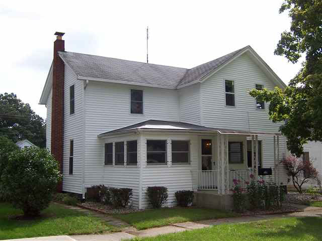 309 S Johnson St, Garrett, IN 46738 photo 1